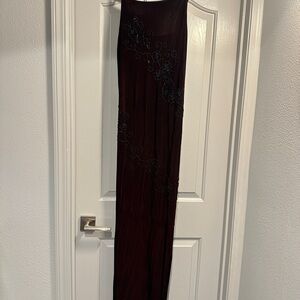 ✨ Scene Red & Black Velvet Beaded Formal Evening Gown – Size 11/12 ✨